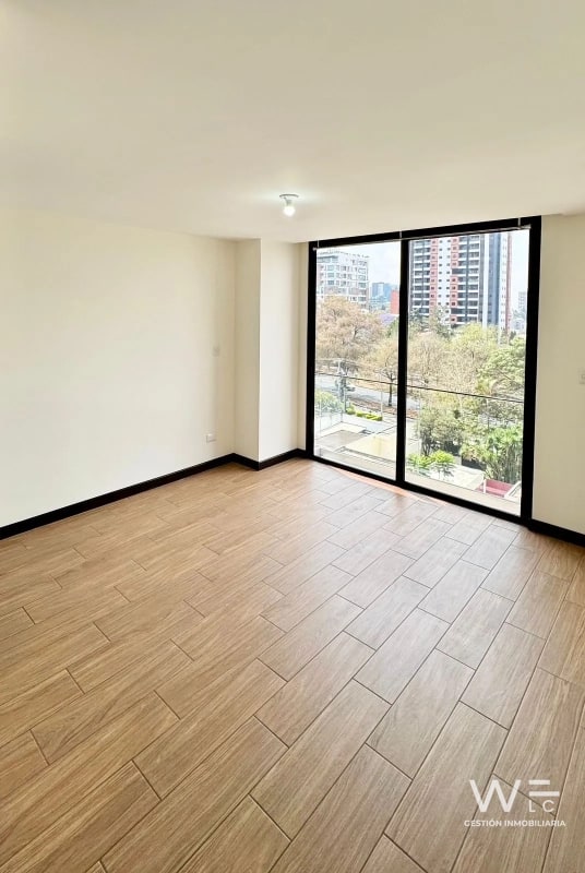 VENDO APARTAMENTO ZONA 15 - 7