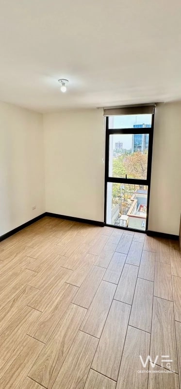 VENDO APARTAMENTO ZONA 15 - 5