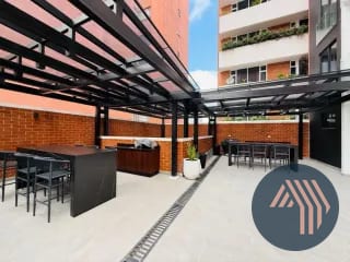 Alquiler de Apartamento Amueblado - Casa Ignacio, Zona 10 — Apartamento en Alquiler en Casa Ignacio, Zona 10, Guatemala, Ciudad — miniatura 8 de 14