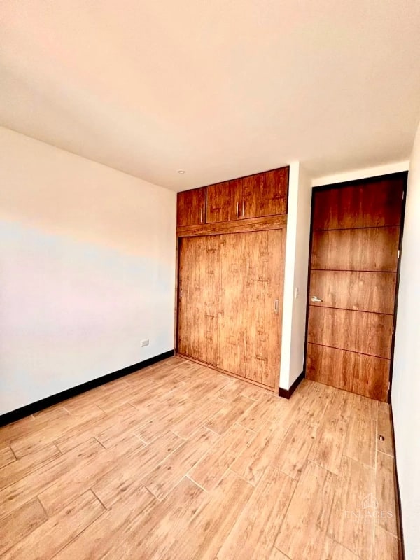 Zona 10 • Apartamento en Renta • Edificio Marqués de Oakland - 10