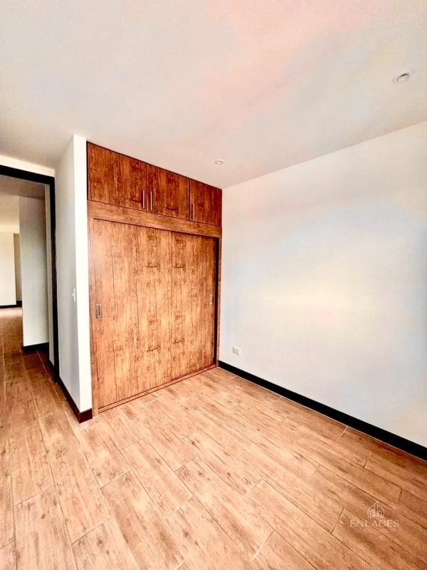 Zona 10 • Apartamento en Renta • Edificio Marqués de Oakland - 9