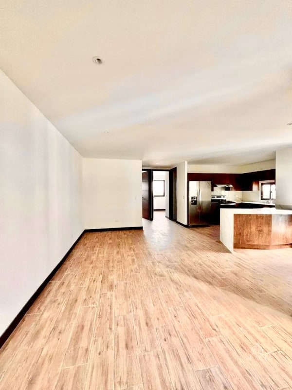 Zona 10 • Apartamento en Renta • Edificio Marqués de Oakland - 7