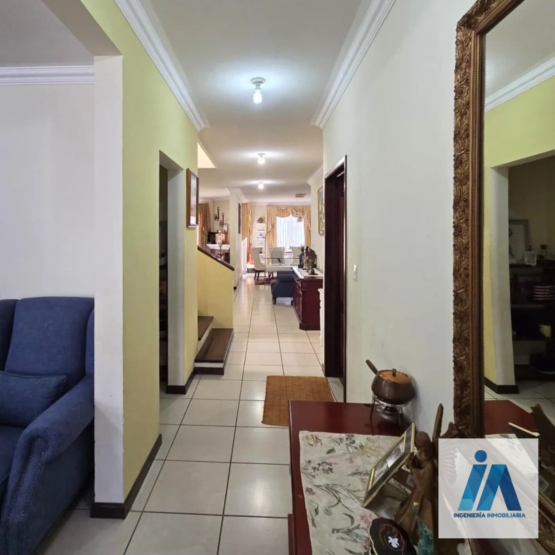CASA EN ALQUILER📍 Condominio Villas de Entreverdes, Km. 19 Fraijanes - 13