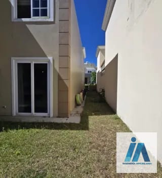 CASA EN ALQUILER📍 Condominio Villas de Entreverdes, Km. 19 Fraijanes — Casa en Alquiler en Fraijanes, Carretera a El Salvador, Guatemala, Ciudad — miniatura 3 de 17