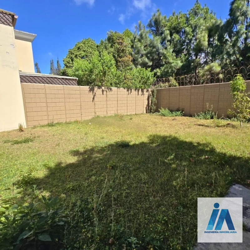 CASA EN ALQUILER📍 Condominio Villas de Entreverdes, Km. 19 Fraijanes - 1