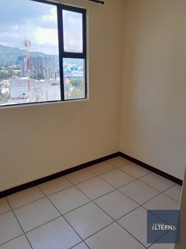 Apartamento en Renta en Zona 10 - 7