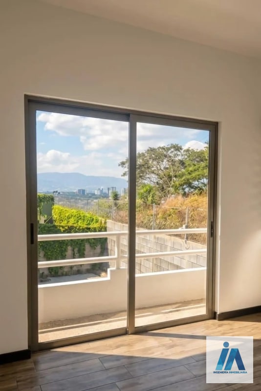 CASA EN ALQUILER📍 Condominio Tanta Premier, Santa Catarina Pinula - 1