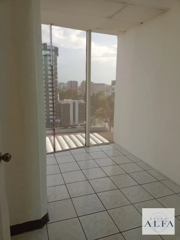 OFICINA RENTA 85 MTS EDIFICIO DIAMOND ZONA 10 - 2