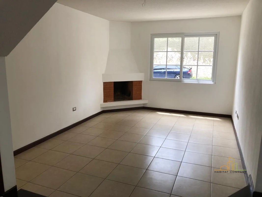 Casa en Renta en Villas de Santa Mónica Km 16.5 CAES Fraijanes – 3 Habitaciones, Jardín y Chimenea (Garita y Seguridad) - 8