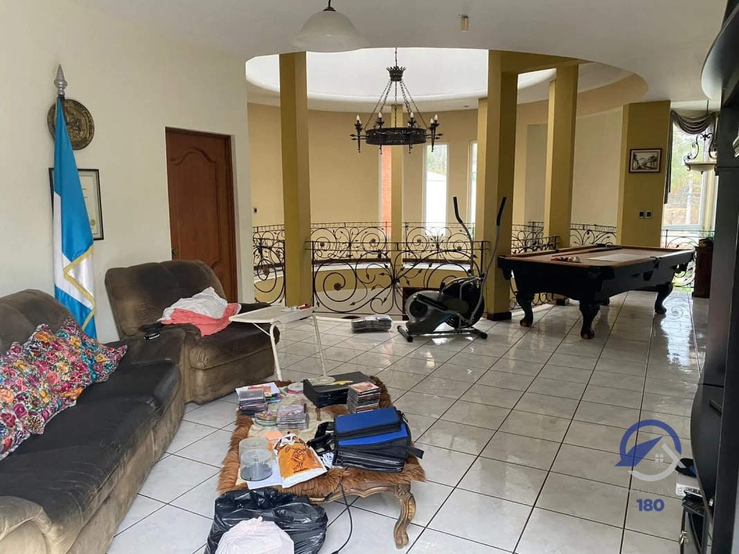 Casa Comercial en renta en Jacarandas de Cayalá, fuera de garita, zona 16 - 11