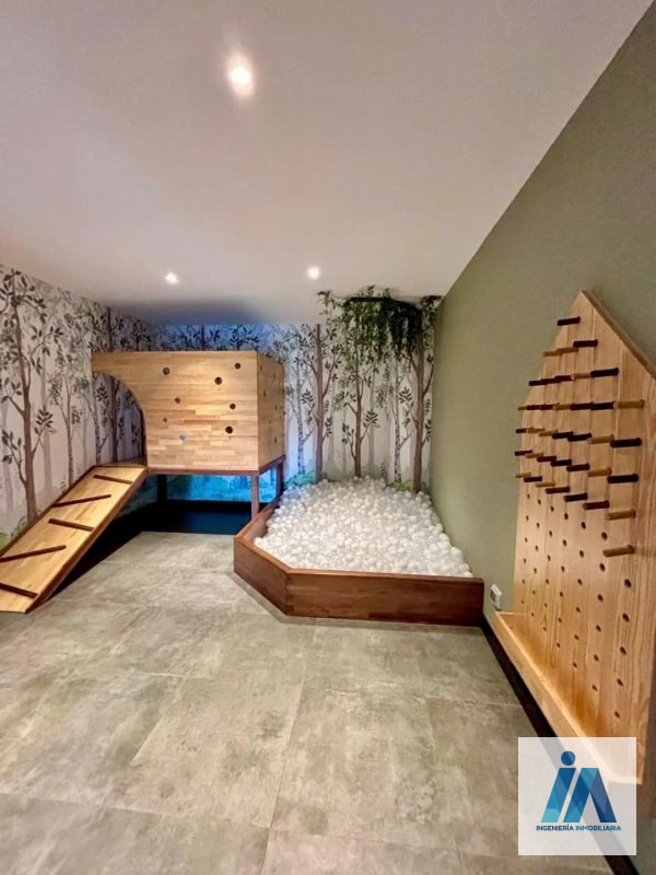 APARTAMENTO EN ALQUILER📍 Marques de Oakland zona 10, Diagonal 6 - 4