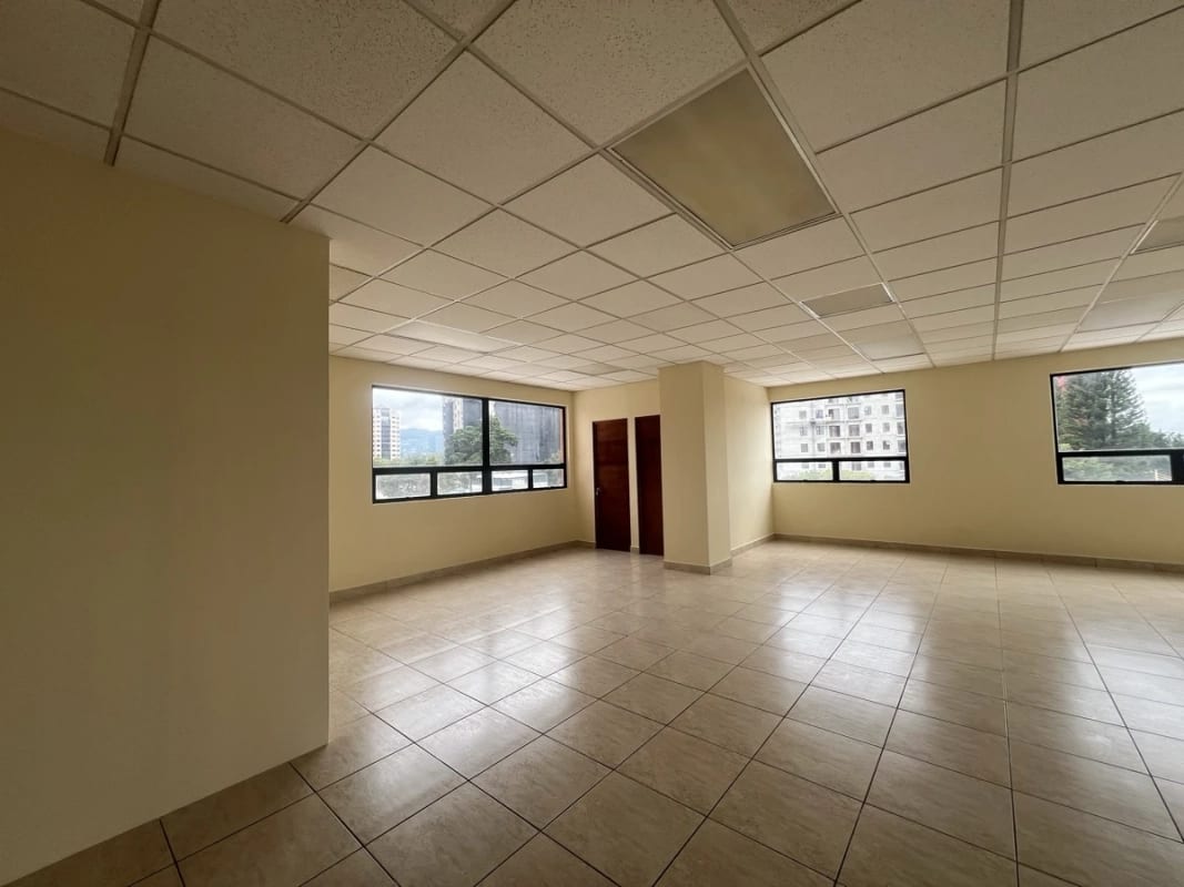 CONDESA II / OFICINA EN RENTA EN ZONA 13 — Oficina en Alquiler en Zona 13, Guatemala, Ciudad — foto 4 de 6