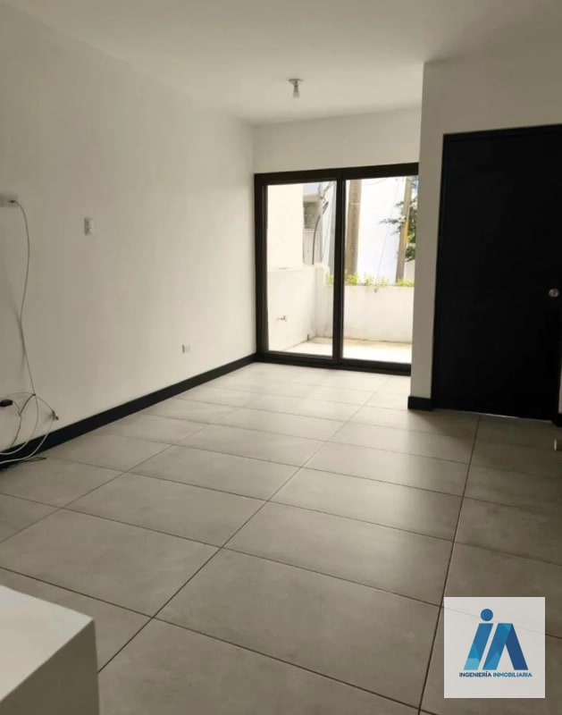 CASA EN VENTA📍 Residencial Lo de Valdez, Km. 20.5 CAES - 4