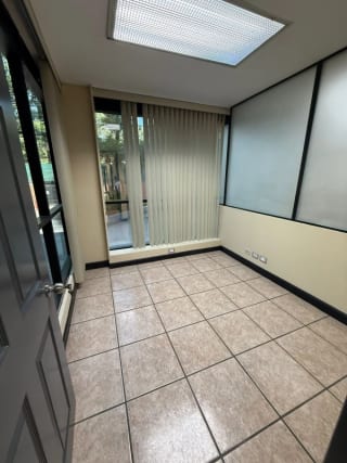 Oficina en Renta Zona 14 cod.DO36242 — Oficina en Alquiler en Zona 14, Guatemala, Ciudad — miniatura 3 de 13