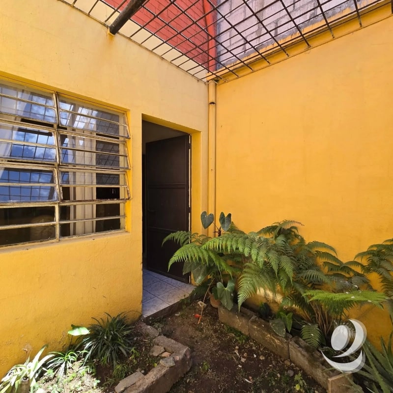 CASA ZONA 5, Excelente UBICACION - 6