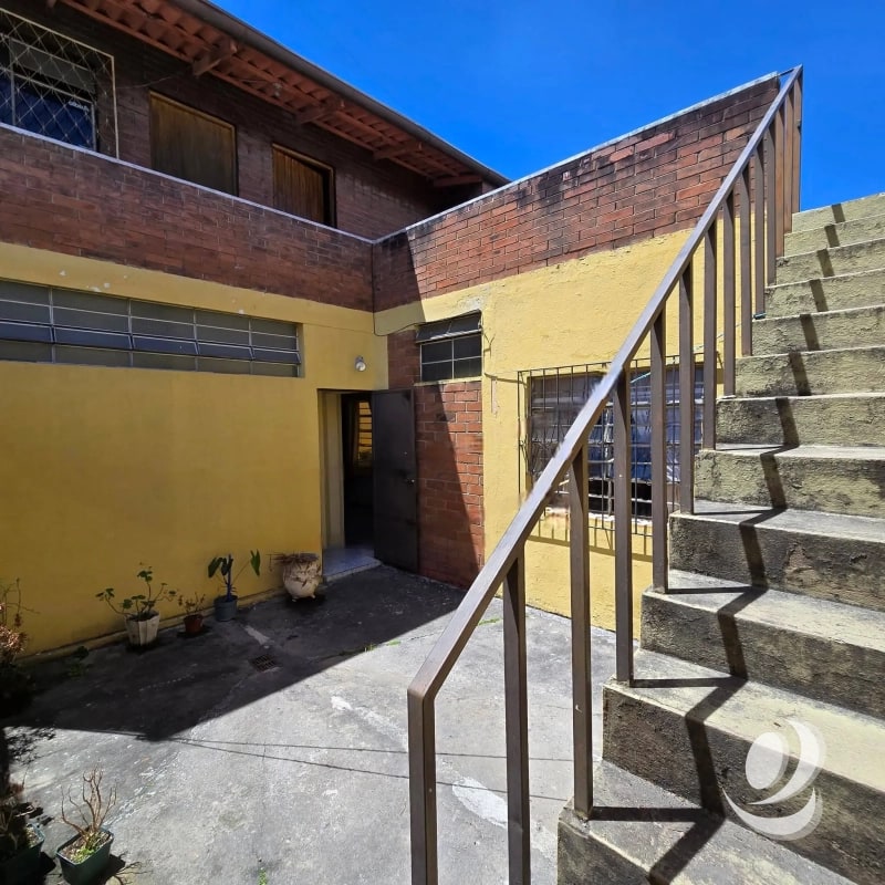 CASA ZONA 5, Excelente UBICACION - 3