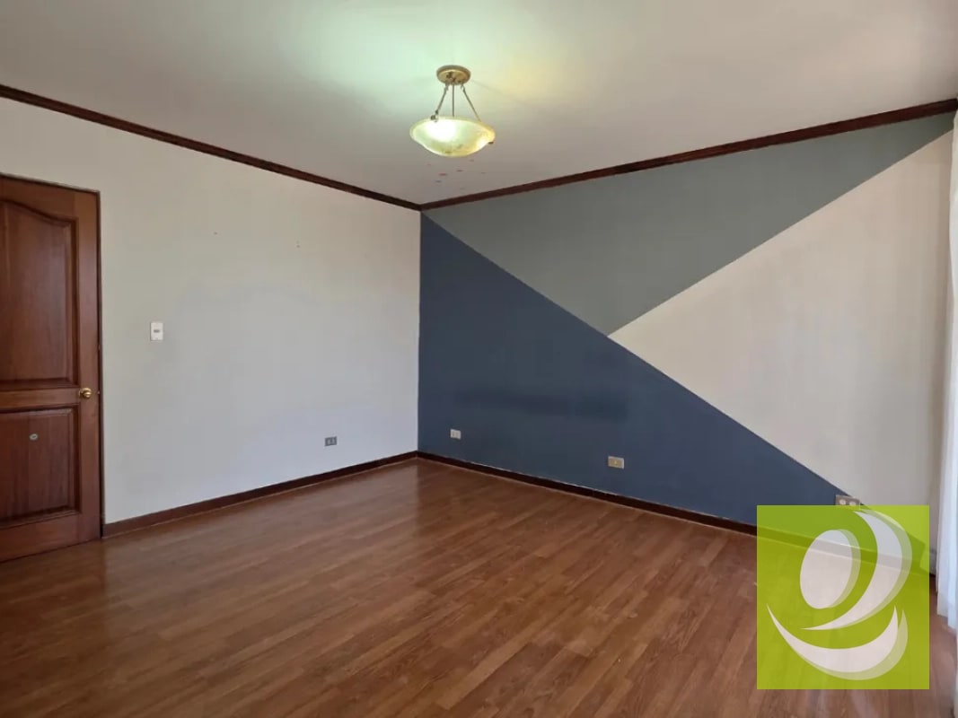 Apartamento en Venta en Castellar zona 10 cdad - 6