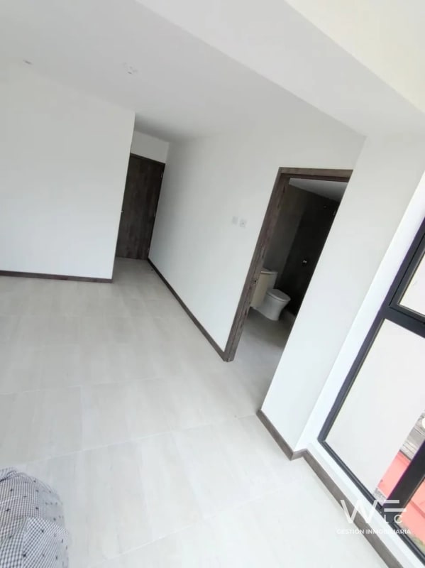 ALQUILO APARTAMENTO ZONA 15 - 10