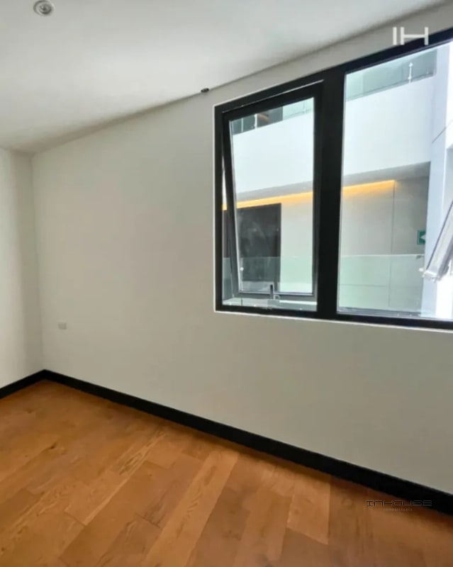 APARTAMENTO EN VENTA ZONA 11, VÍA MARISCAL - 8