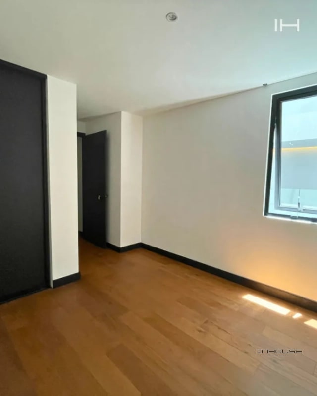 APARTAMENTO EN VENTA ZONA 11, VÍA MARISCAL - 1