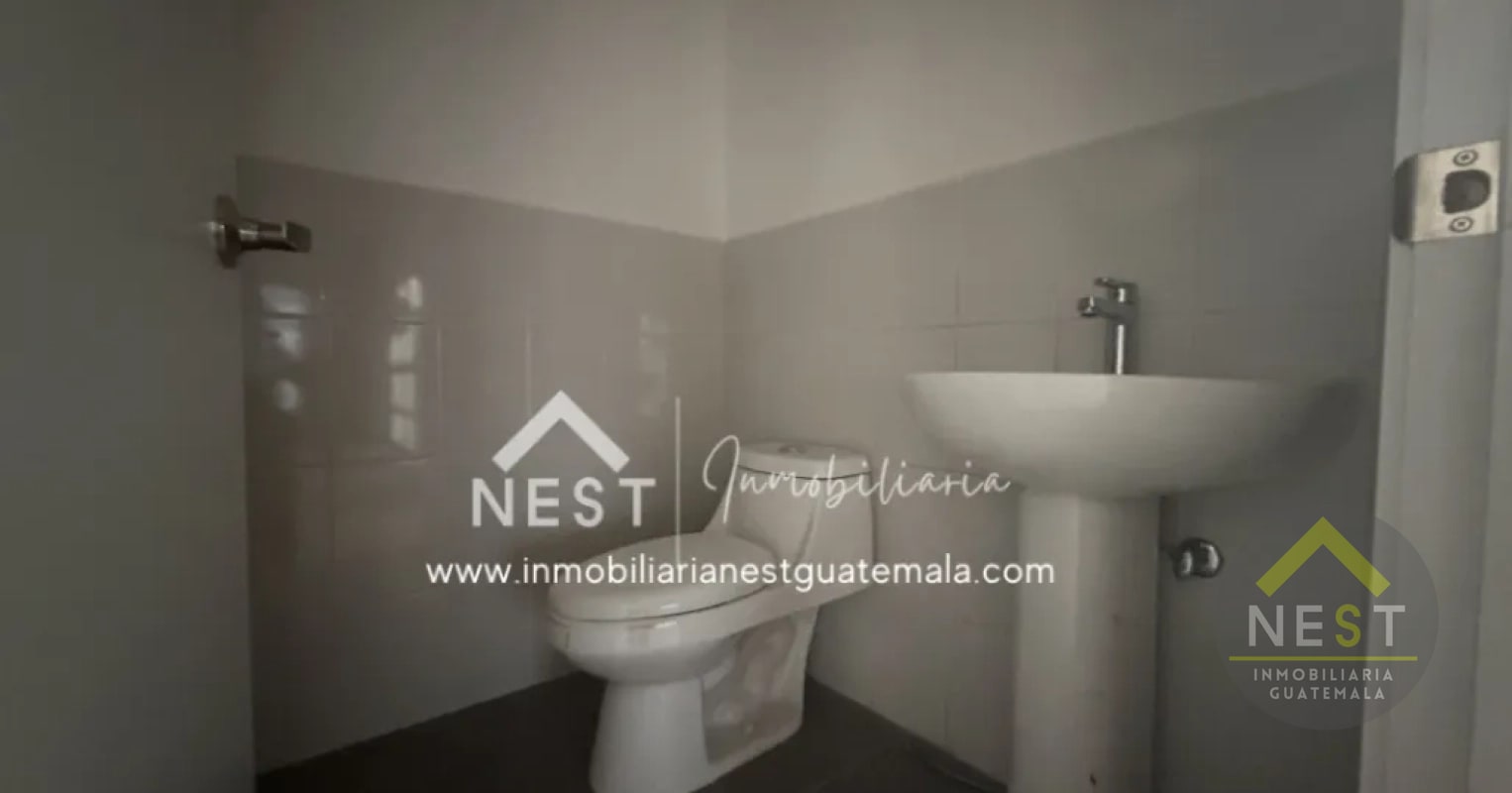Oficina de 55m² en Renta | Edificio ASCEND - Zona 9 - 12