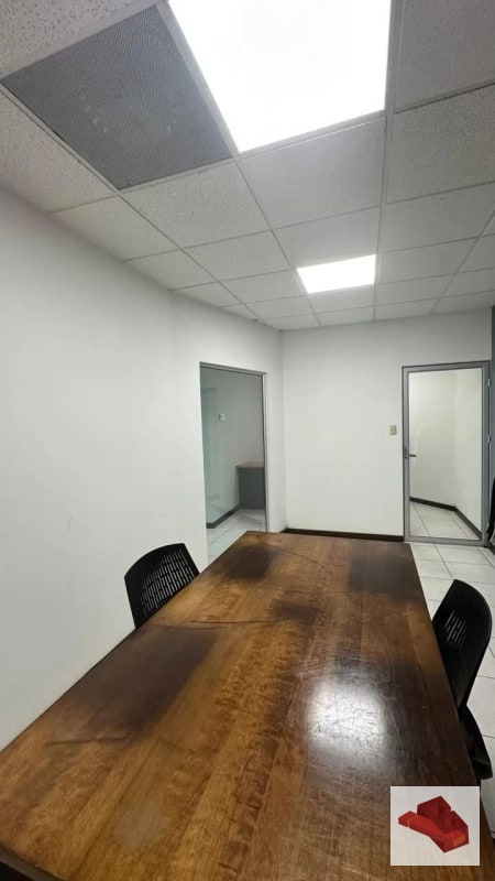 OFICINA EN ALQUILER ZONA PRADERA, ZONA 10 - 12