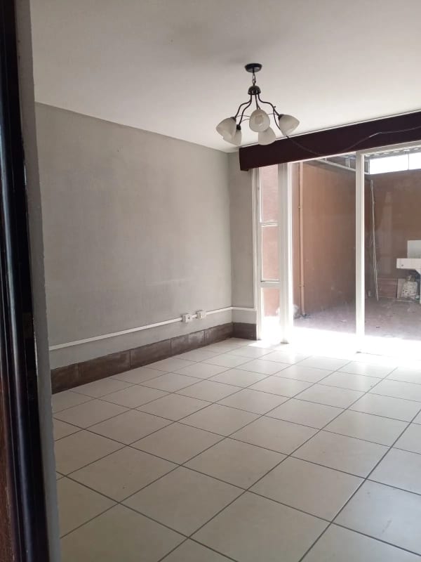Casa en Venta - Los Olivos zona 18 — Casa en Venta en los olivos, Zona 18, Guatemala, Ciudad — foto 13 de 14