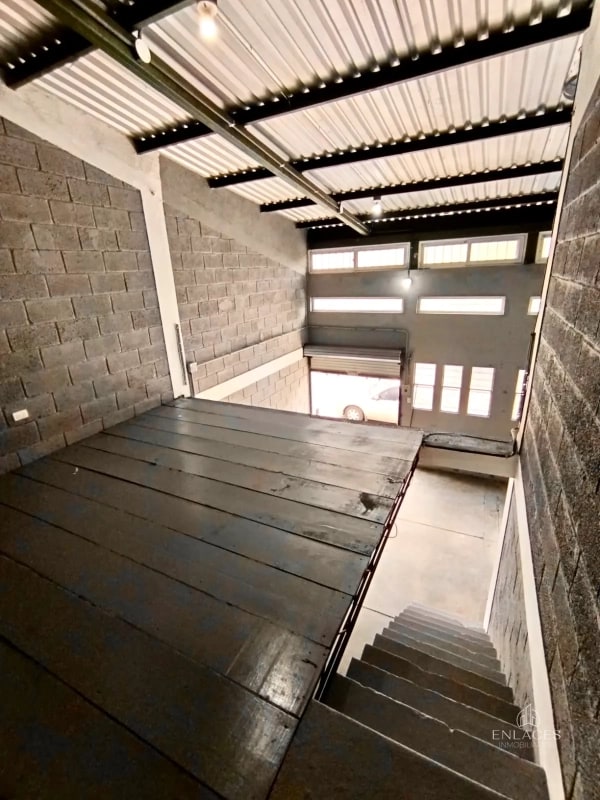 Zona 12 • Bodega en Renta • Colonia La Reformita • 100 M² - 4