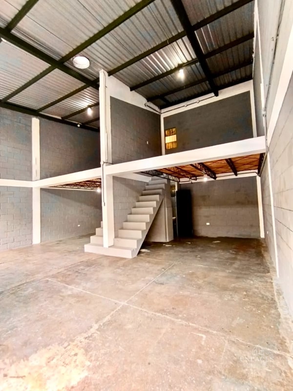 Zona 12 • Bodega en Renta • Colonia La Reformita • 100 M² - 1