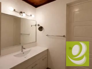 Casa en Venta en Acatán zona 16 cdad — Casa en Venta en Acatan, Altos de Narbona, Zona 16, Guatemala, Ciudad — miniatura 6 de 10