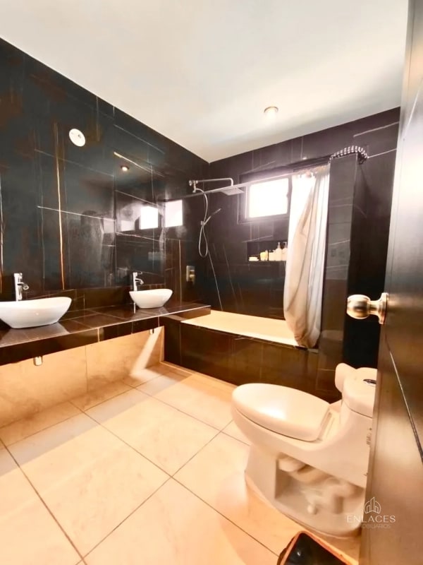 Km 20.5 CAES • Casa en Venta • Residencial Lo de Valdez - 2