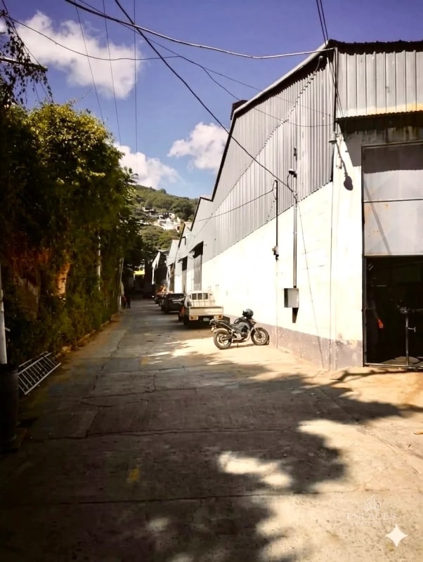 Mixco • Bodega en Renta • Ecobodegas Km 19.5 Lo de Coy - 2