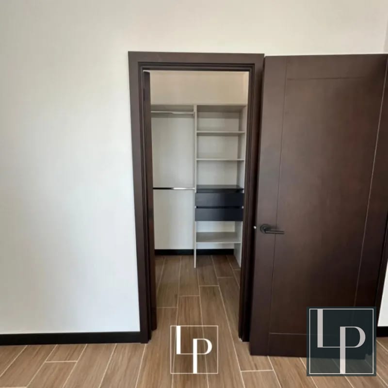 Amplio Apartamento en Venta en Lirios 3 de Cayalá — Apartamento en Venta en Ciudad Cayalá, Zona 16, Guatemala, Ciudad — foto 4 de 5