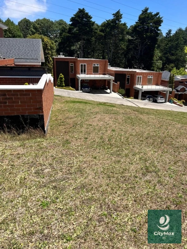 TERRENO EN VENTA - CONDOMINIO BUENAFUENTE - 5