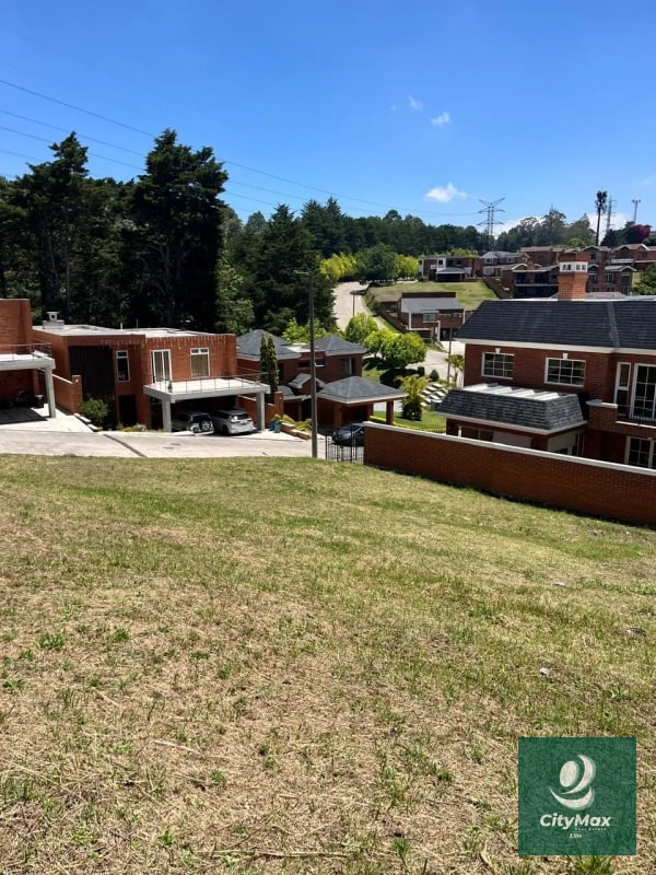 TERRENO EN VENTA - CONDOMINIO BUENAFUENTE - 3