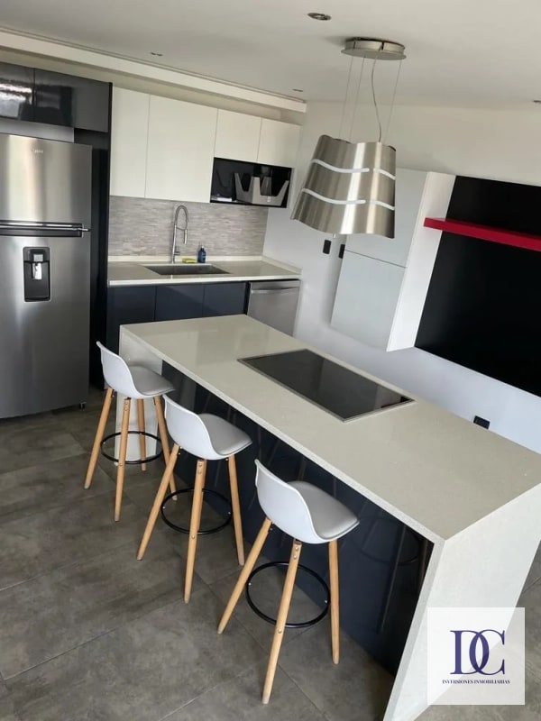 📍 APARTAMENTO EN ALQUILER – VIU CAYALÁ | ZONA 16 - 15