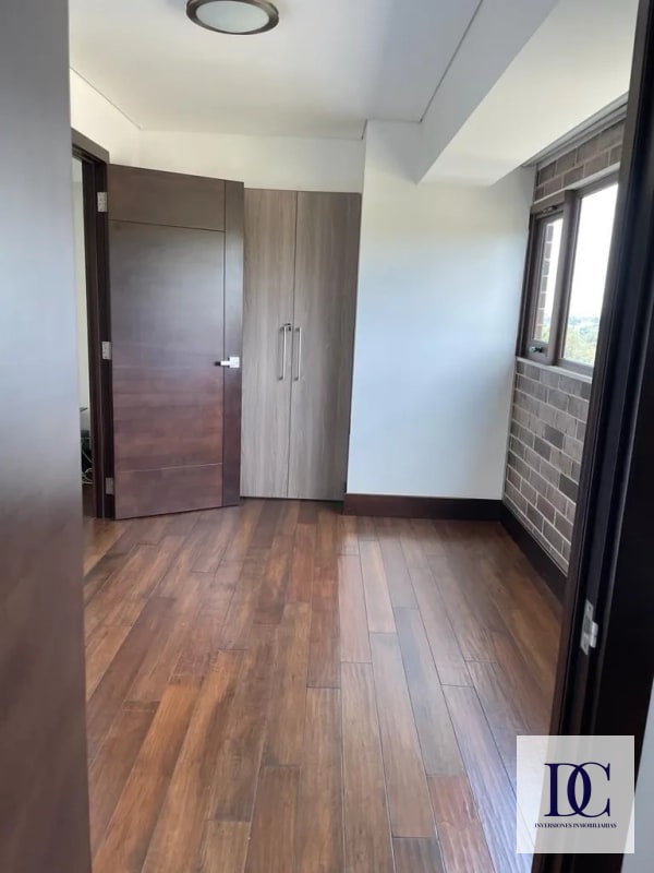 đ APARTAMENTO EN ALQUILER â VIU CAYALĂ | ZONA 16 - 10