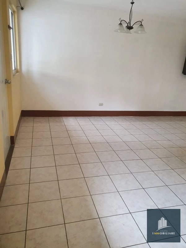 Casa en alquiler barata santa catarina pinula, cerca del pueblito - 11