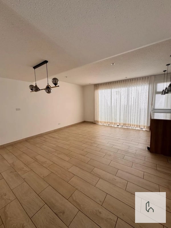 CASA EN VENTA EN ZONA 16 - 4
