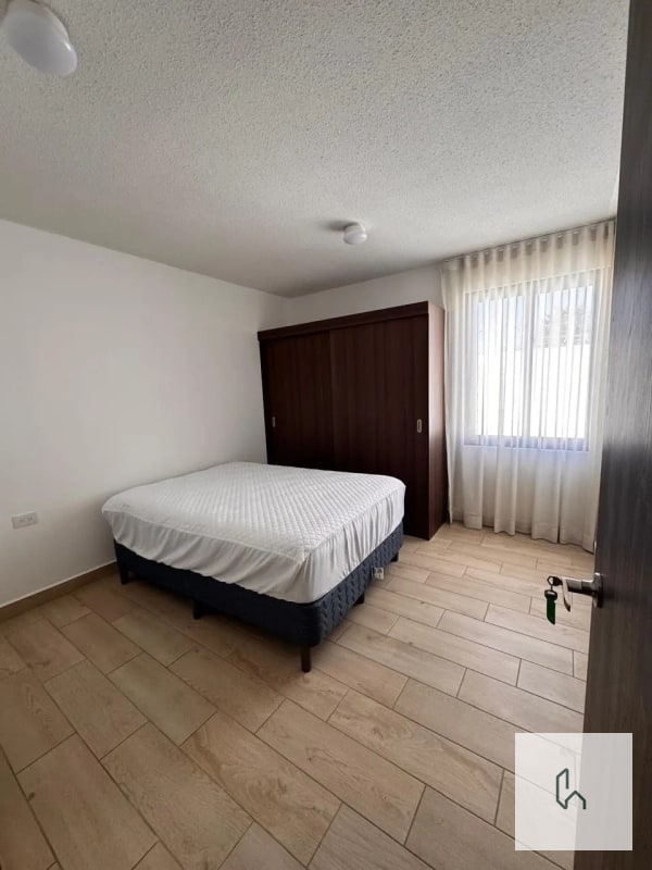 CASA EN VENTA EN ZONA 16 - 3