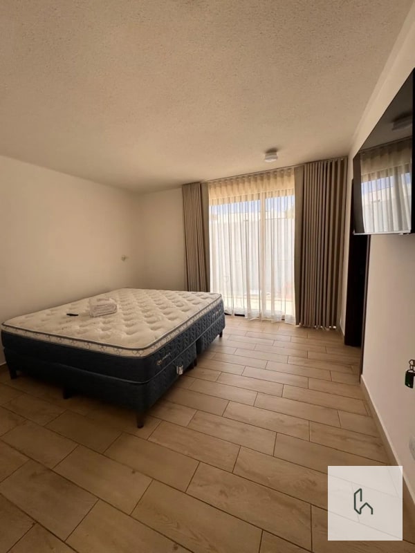 CASA EN VENTA EN ZONA 16 - 2