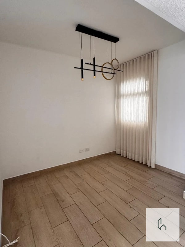 CASA EN VENTA EN ZONA 16 - 1