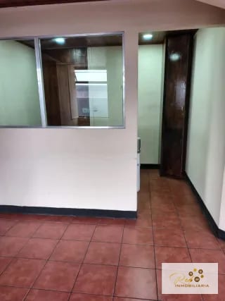 RENTA DE OFICINA, EN EDIFICIO REFORMA MONTUFAR ZONA 10. — Oficina en Alquiler en Zona 10, Guatemala, Ciudad — miniatura 2 de 7