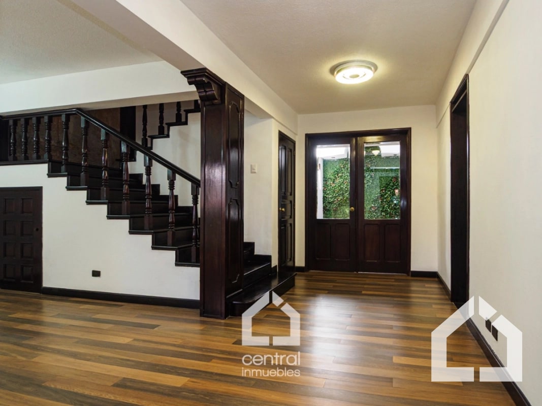 Casa en renta en condominio El Pilar, 20 calle zona 10 - 14
