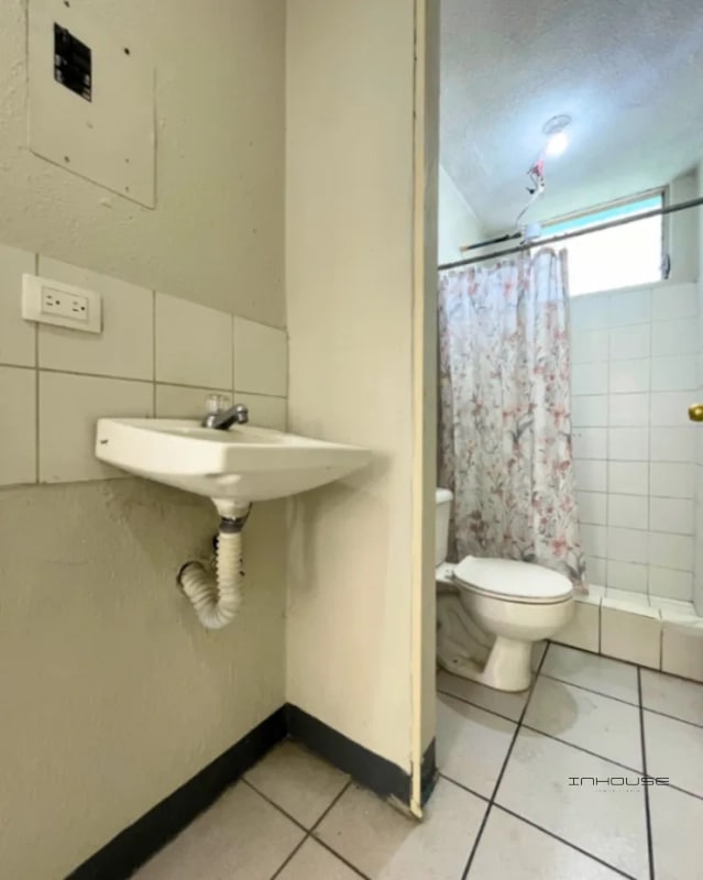 CASA EN VENTA EN VILLA NUEVA DE UN NIVEL NACIONES UNIDAS - 5