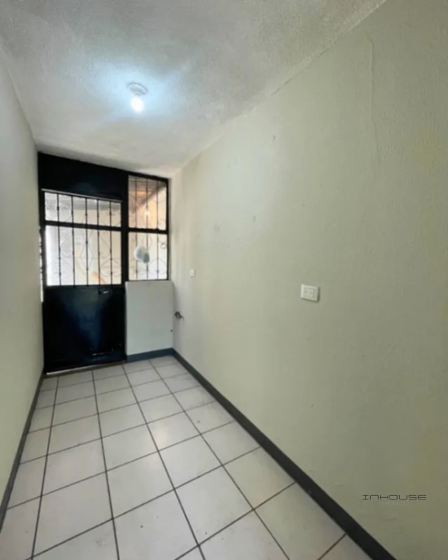 CASA EN VENTA EN VILLA NUEVA DE UN NIVEL NACIONES UNIDAS - 4