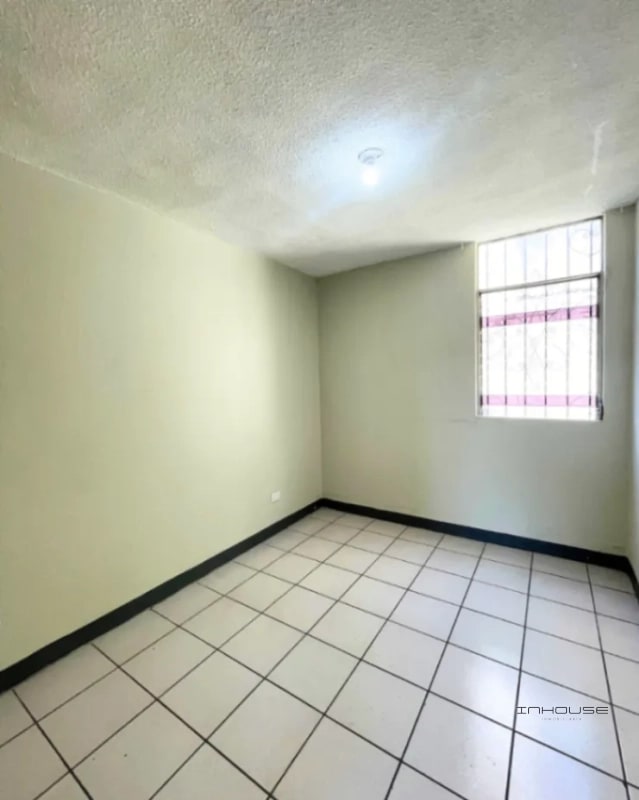 CASA EN VENTA EN VILLA NUEVA DE UN NIVEL NACIONES UNIDAS - 3