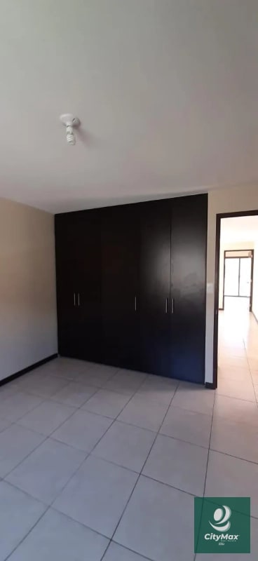 CASA EN VENTA - CUMBRES DE LA ARBOLEDA - 4