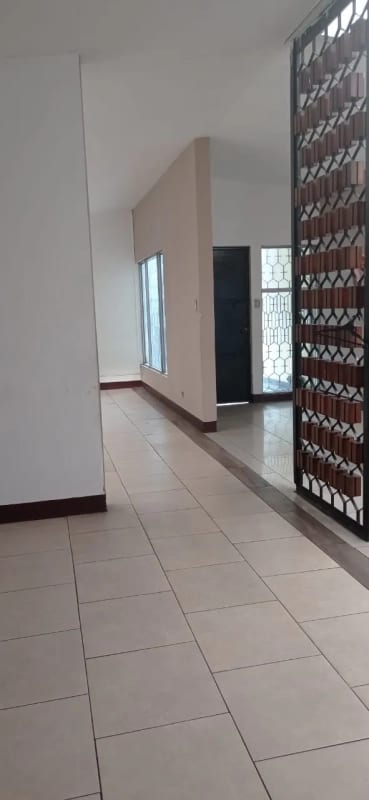 CASA EN VENTA, ZONA 2, EL ZAPOTE — Casa en Venta en Zona 2, Guatemala, Ciudad — foto 8 de 12