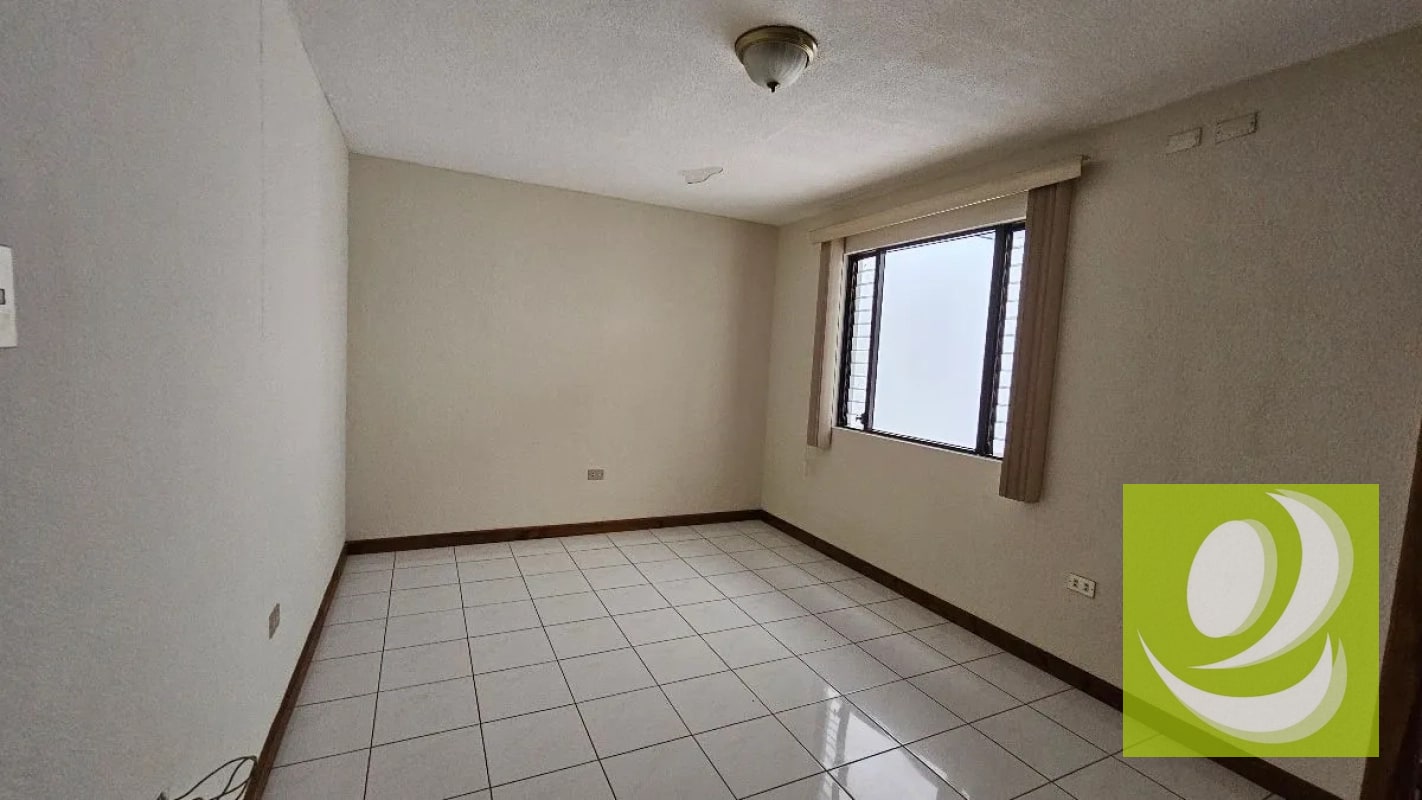 VENDO CASA EN SAN CRISTOBAL CONDOMINIO SAN REMO - 3